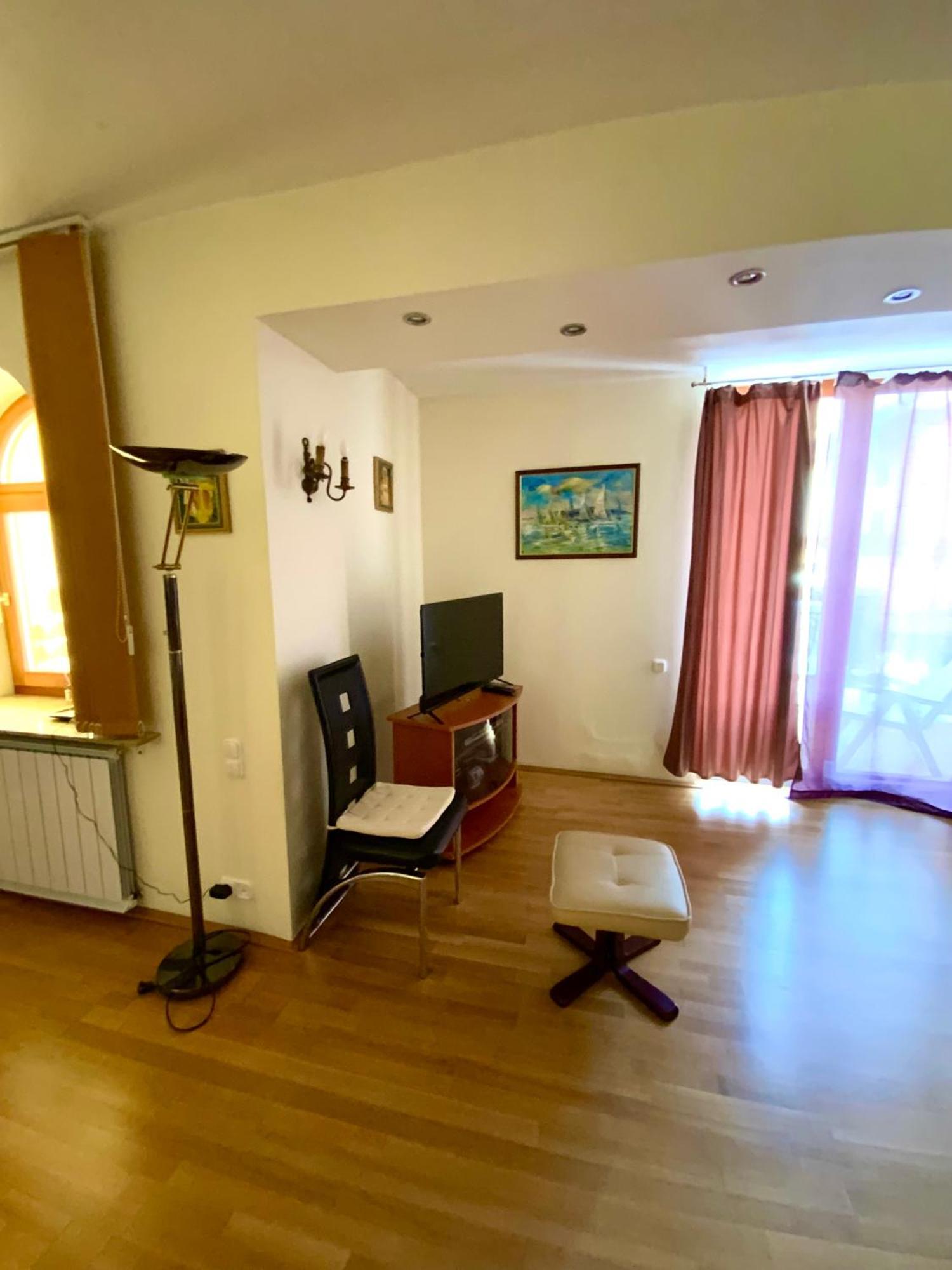 Gracia Apartment